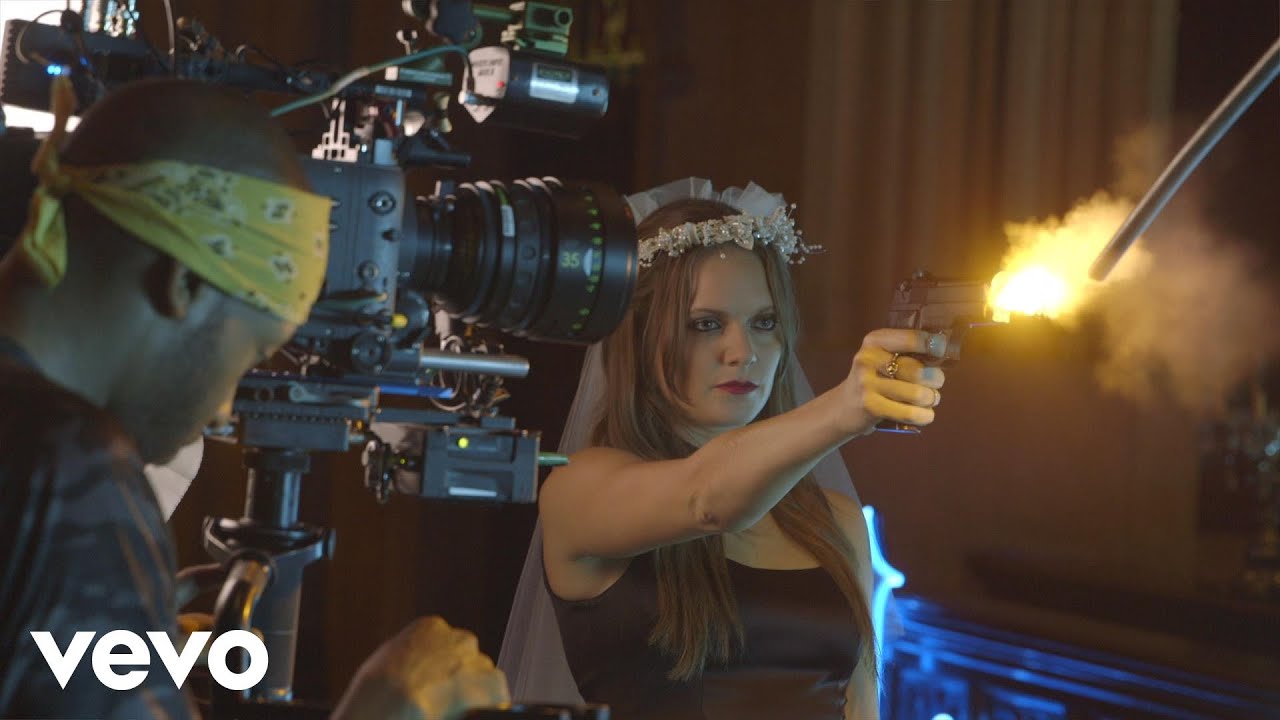 Tove Lo - Moments - Behind The Scenes