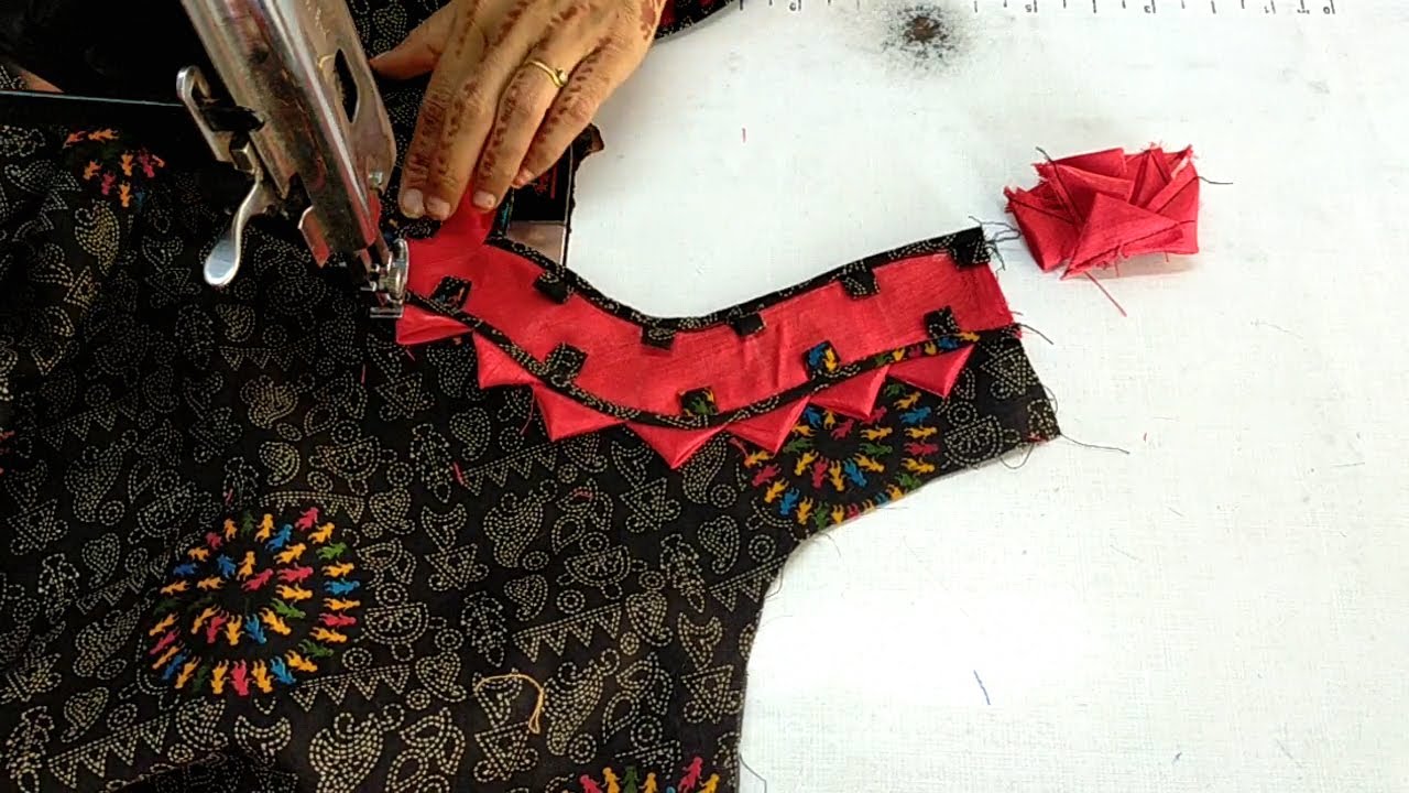 new simple and easy  kurti neck design
