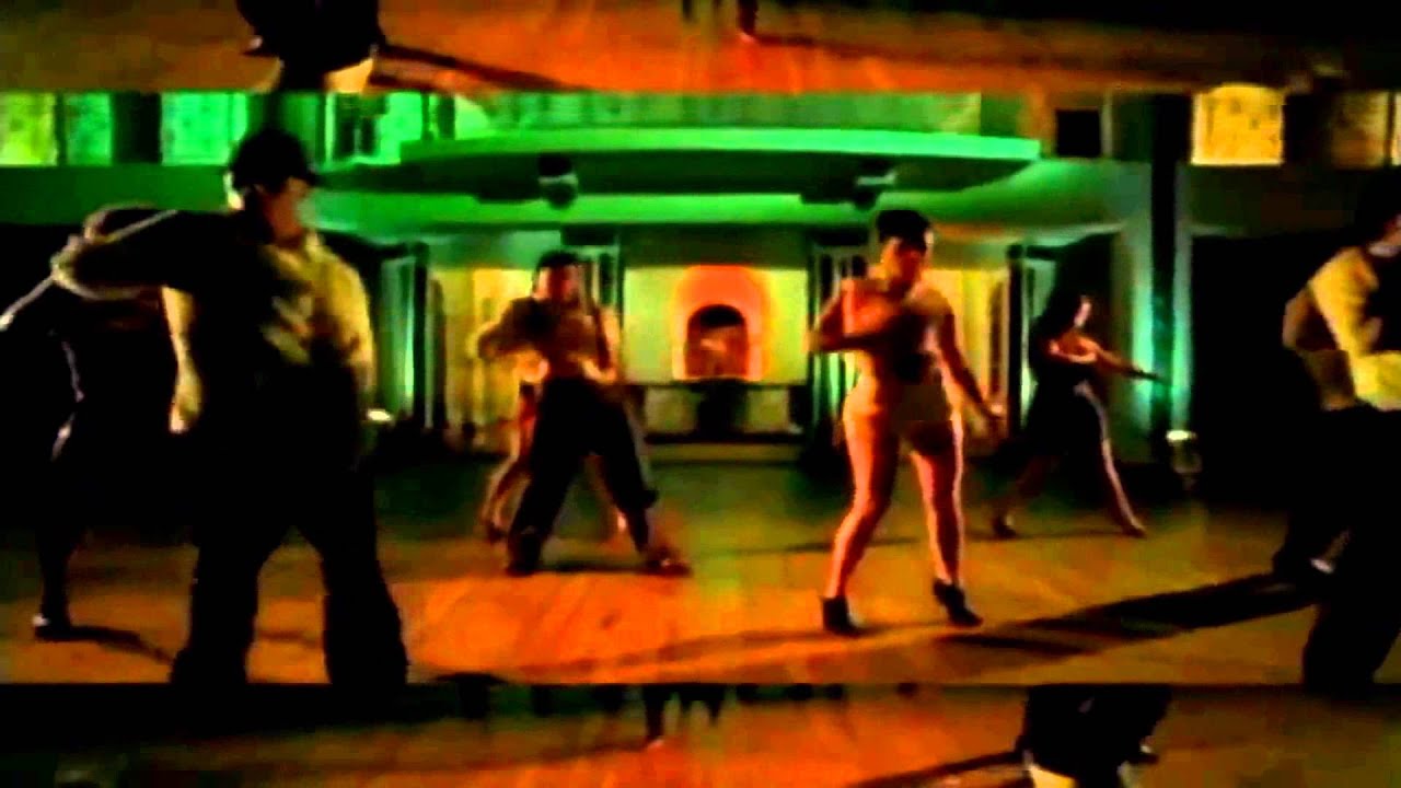 Daddy Yankee - Ella Me Levanto (V&iacute;deo) [Cl&aacute;sico Reggaetonero]