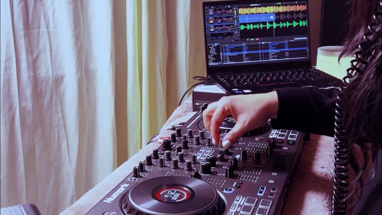 Techno Friday Groove | Live Mix (Numark NS4FX/SeratoPro)