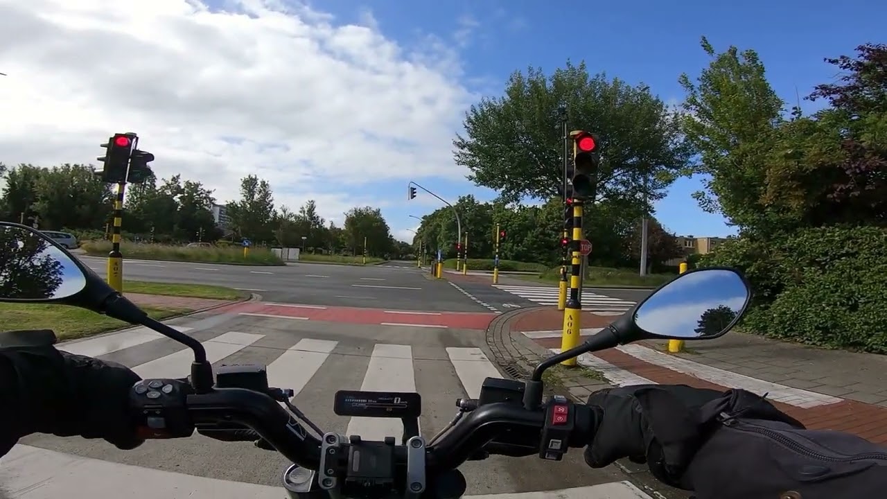 BMW CE 02 (no talking) (sound)