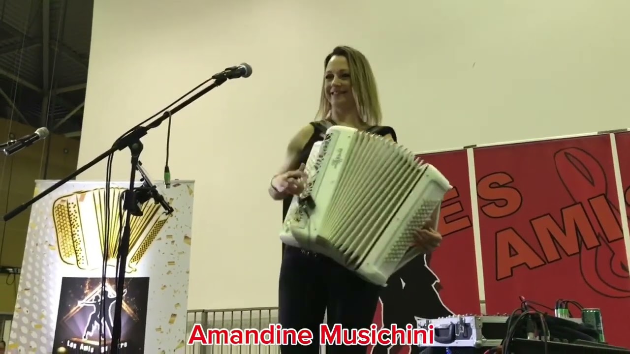 Amandine Musichini..baïons « El Meneikito »