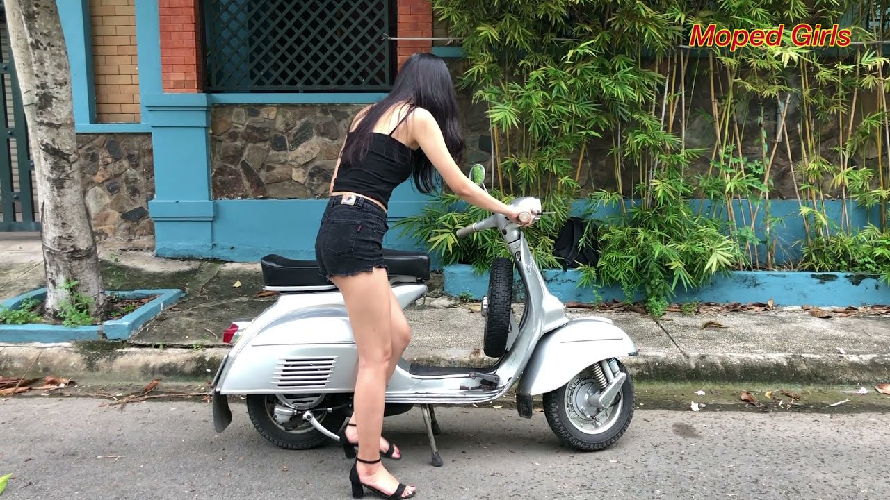Kickstart vespa bike