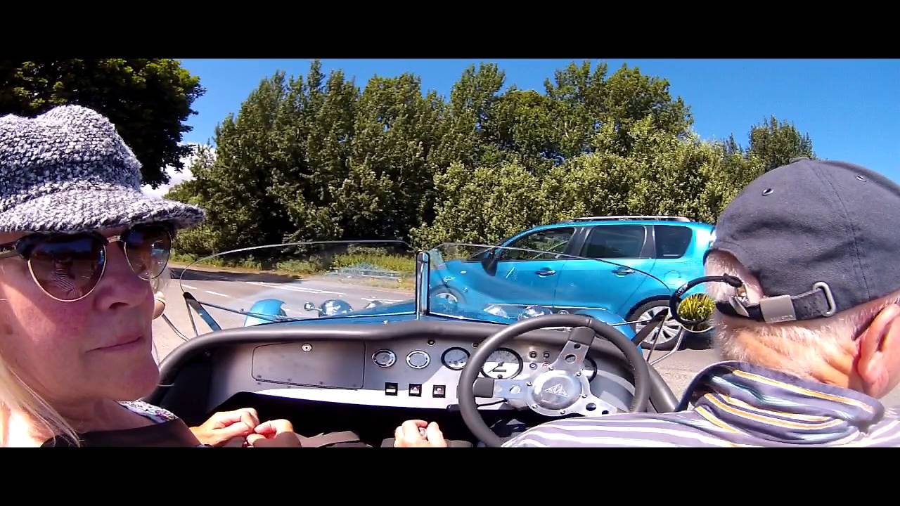 Triking sports car