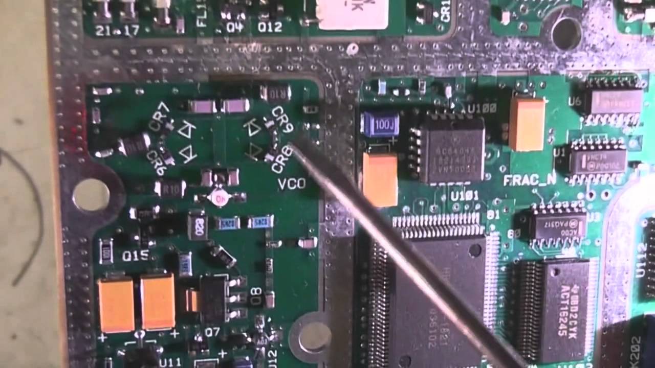 Agilent ESG E4421B 3GHz RF signal generator teardown