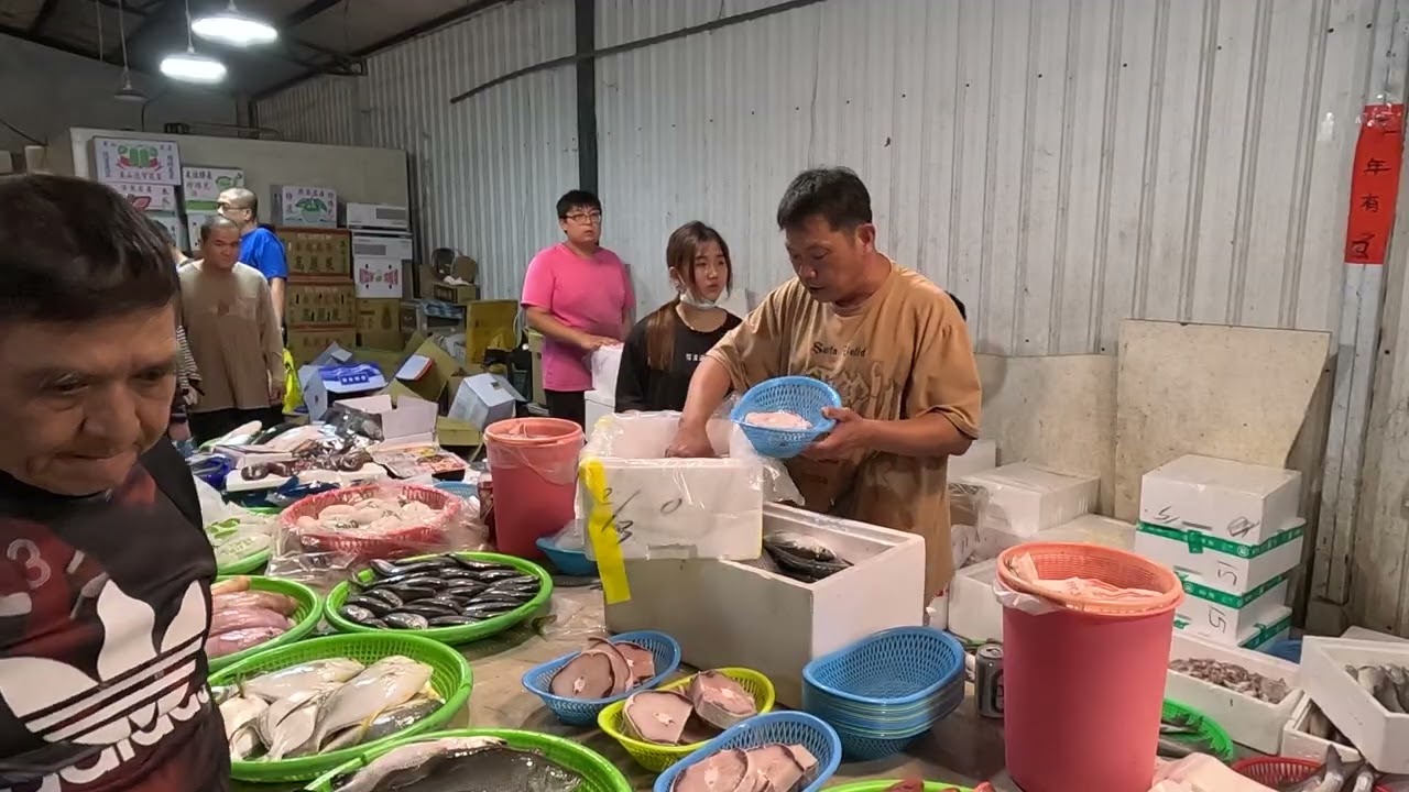 Seafood Freedom! Scoping Out the Secret Auction Corner—The Best Fresh Catch Guide! 中彰海王子 4