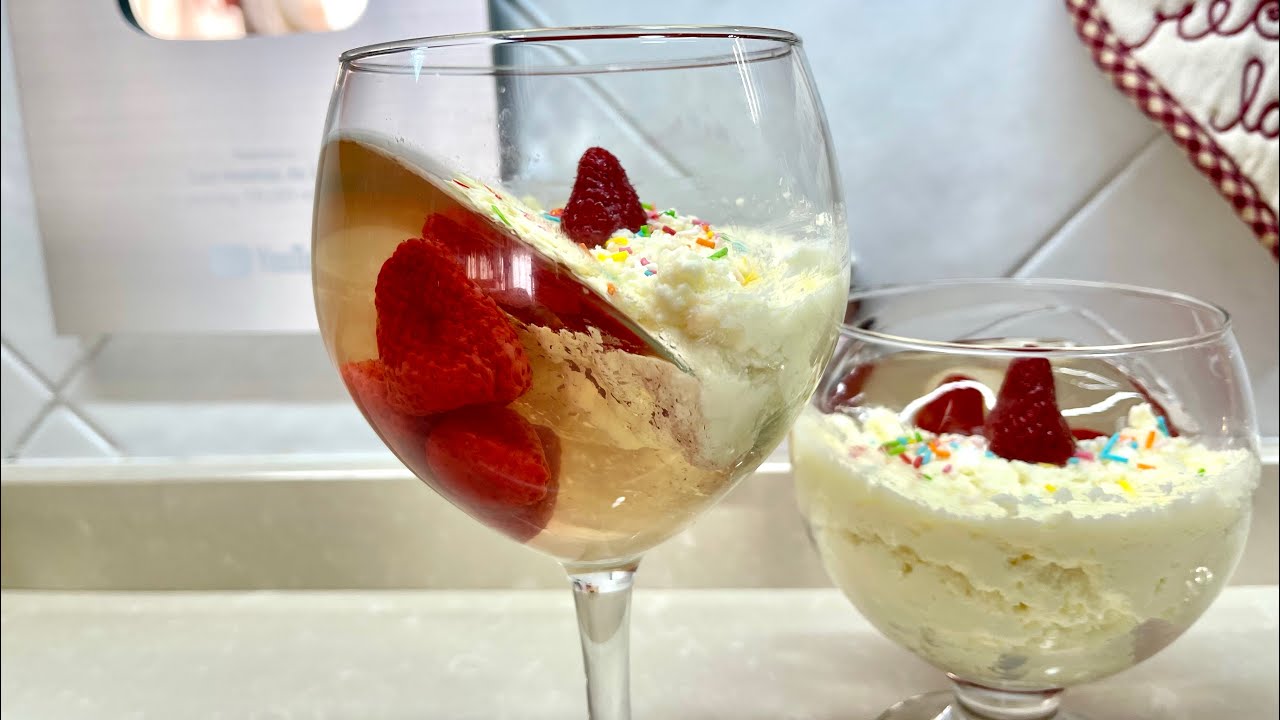 MOUSSE DE CHOCOLATE BLANCO Y CAVA . BUEN POSTRE PARA FIN DE AÑO