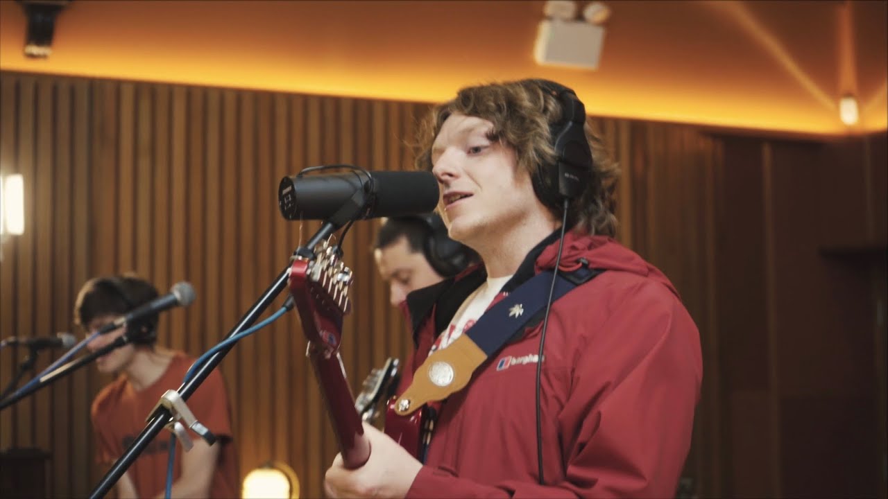 Sunshine Seeker (Live at The Arch)