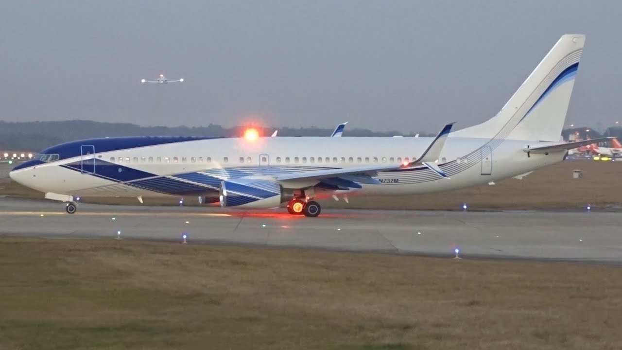 [FullHD] *New Livery* N737M Boeing 737-800BBJ landing & takeoff at Geneva/GVA/LSGG