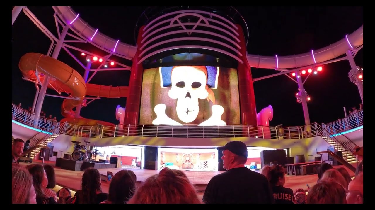 Mickey and Minnie's Pirates in the Caribbean