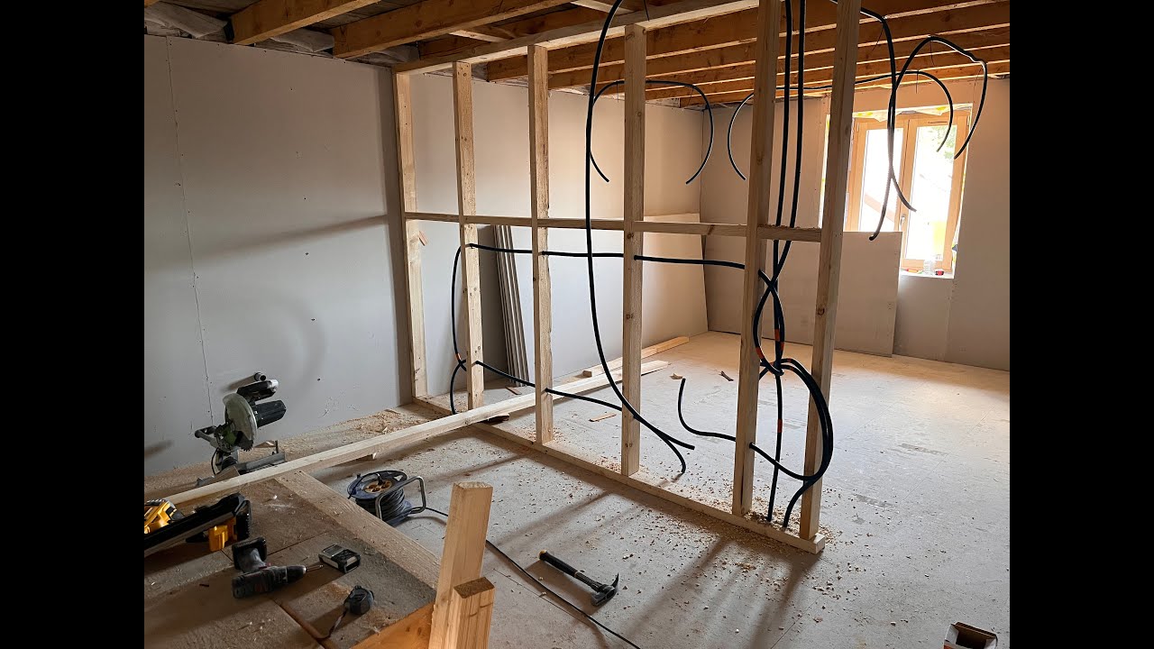 Construction cloisons ossature bois