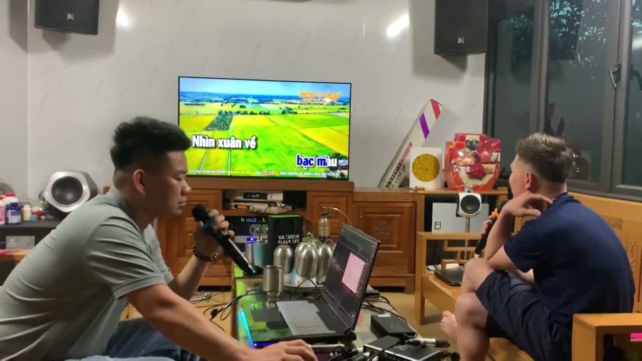 Hoàn Thiện cho A Trai Đam Mê bộ môn nghe Hi-end chơi TẾT 🥳 Đang quay thì máy hết dung lượng 😭