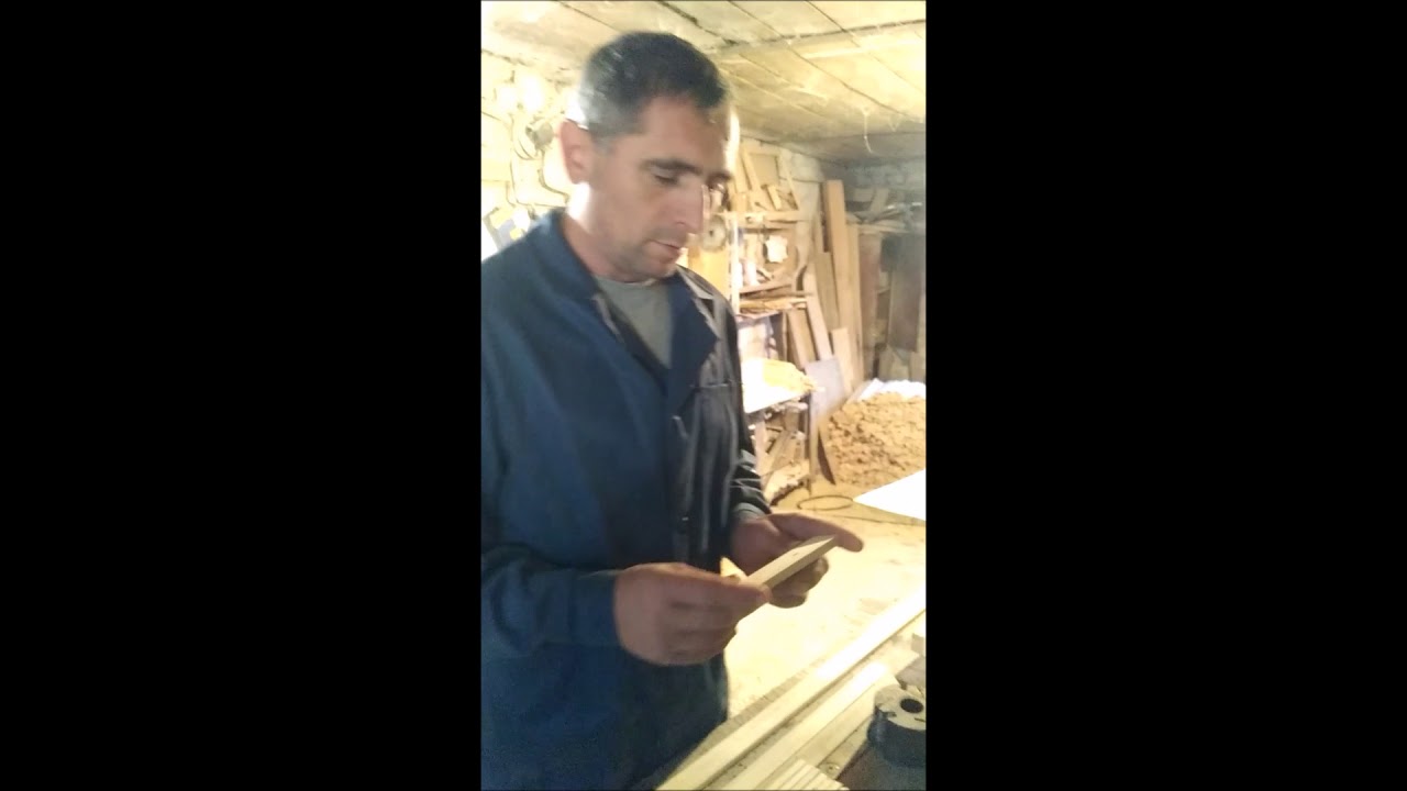 Экономная рамка с трехгранных брусков.