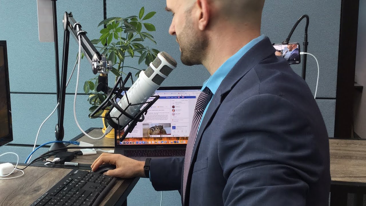 A DAY IN THE LIFE OF AN INDUSTRY R&D SCIENTIST