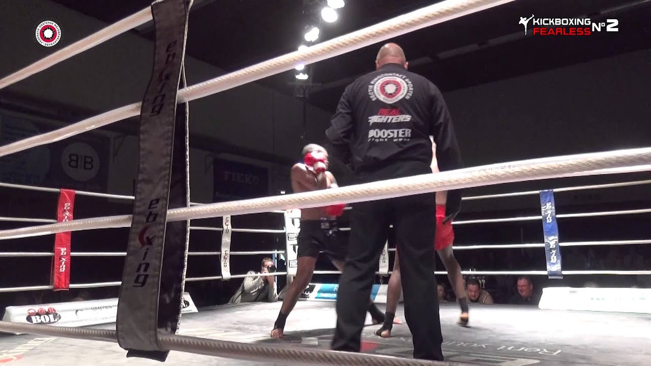 KICKBOXING FEARLESS # 2 - Jevendro Lobman vs Carlos Marques