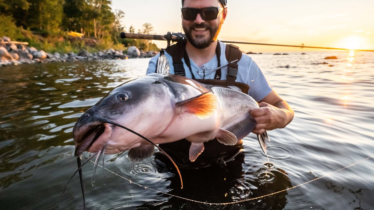 Shore fishing the BIGGEST Lake in Manitoba