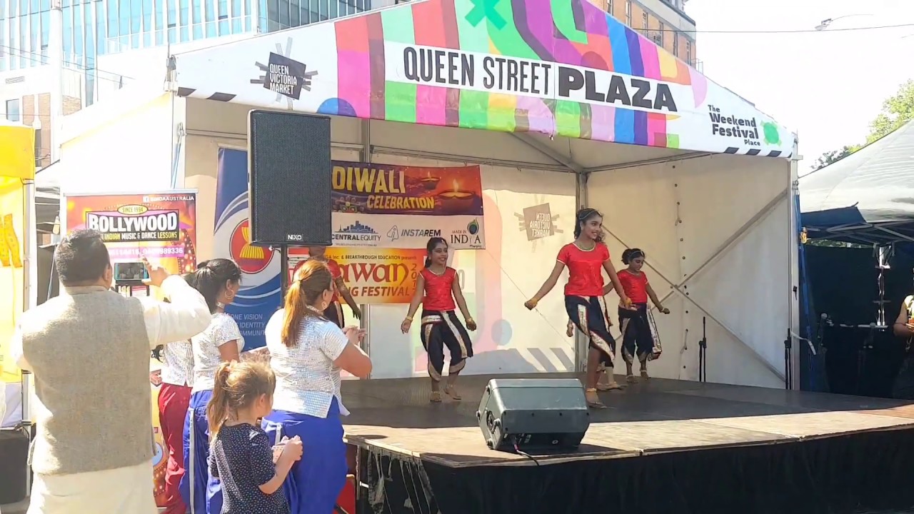 Rhythm Squad in Diwali Celebrations of Sawan Multicultural Spring Fest 17 @ Melbourne CBD 3000