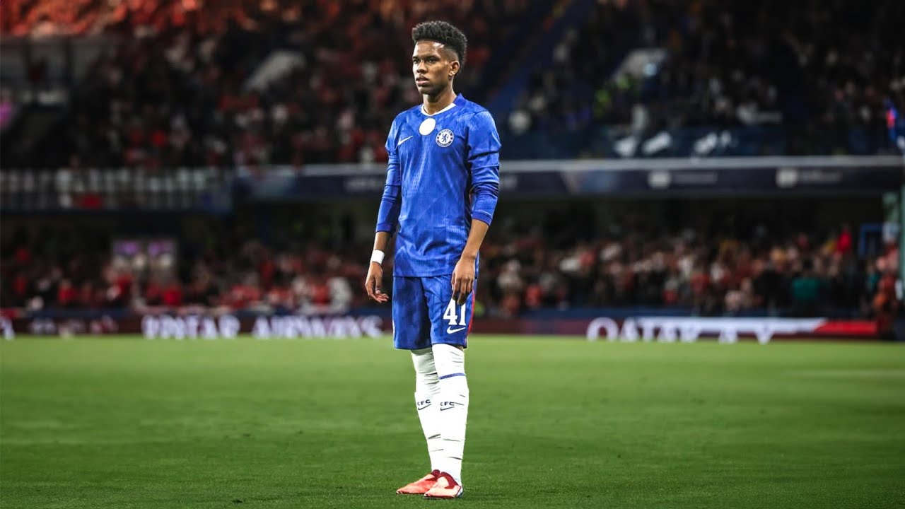 Estevão Willian Is NOT Human! 😱🔥 Extraordinary Moments Compilation