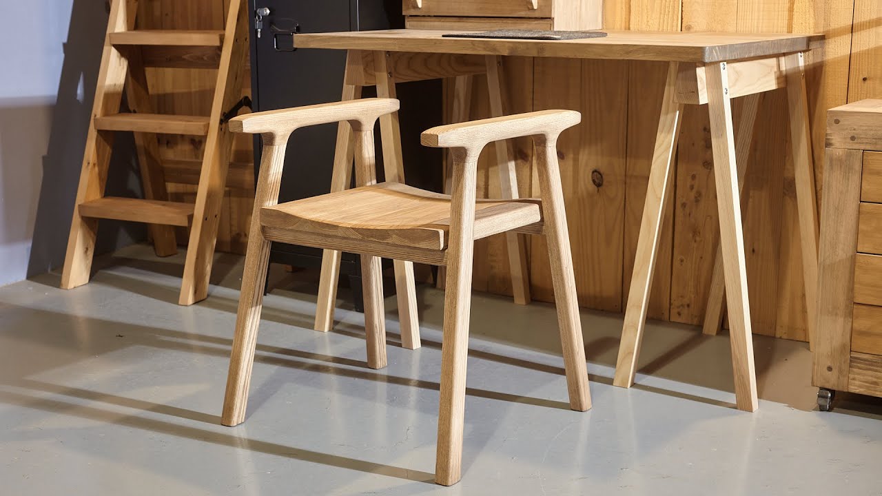 打造一張漂亮的扶手椅/Crafting a Beautiful Solid Wood Armchair