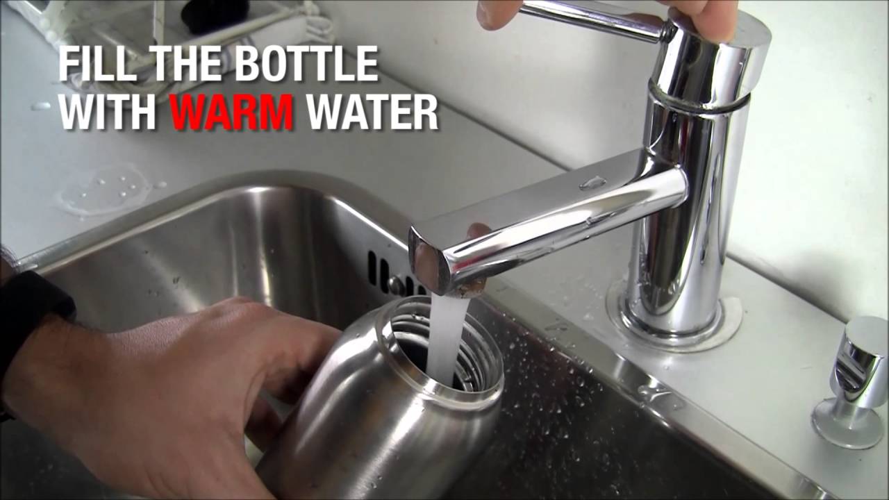 Cleaning your SIGG bottle -  SIGG Hot & Cold