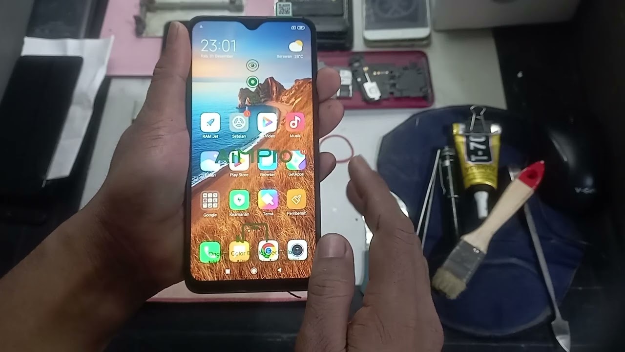 Xiaomi Redmi 8 Ganti LCD