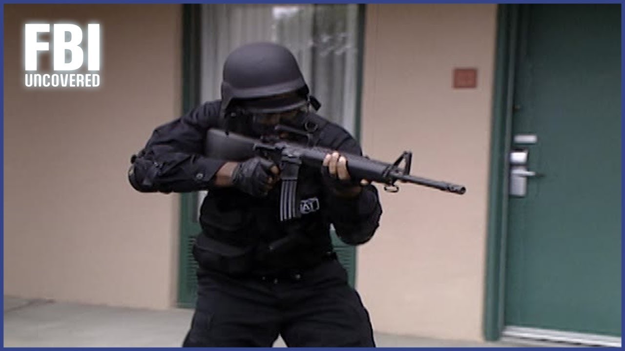 Bank Robbery, Hostage Crisis and Daring Escapes - True Crime Manhunt