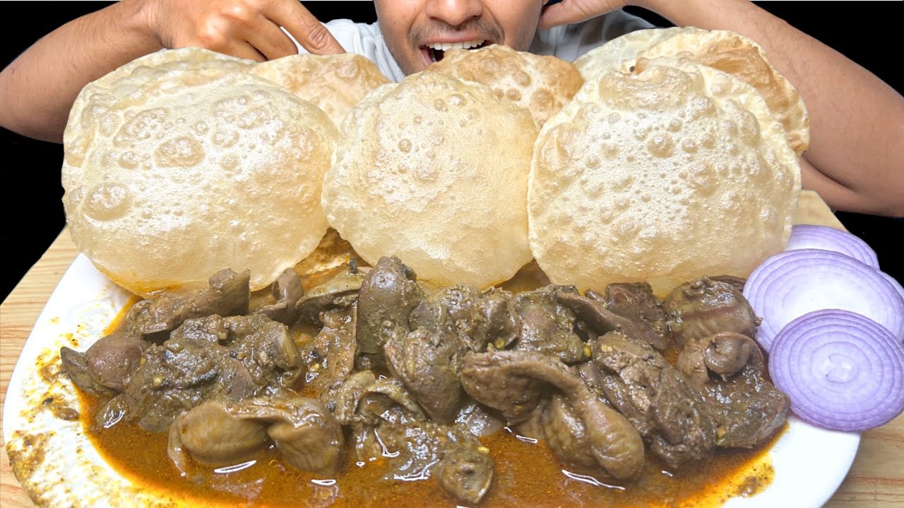 Chicken Special Chicken Pota Kaleji With Puri Eating So #chicken #eating #foodies 