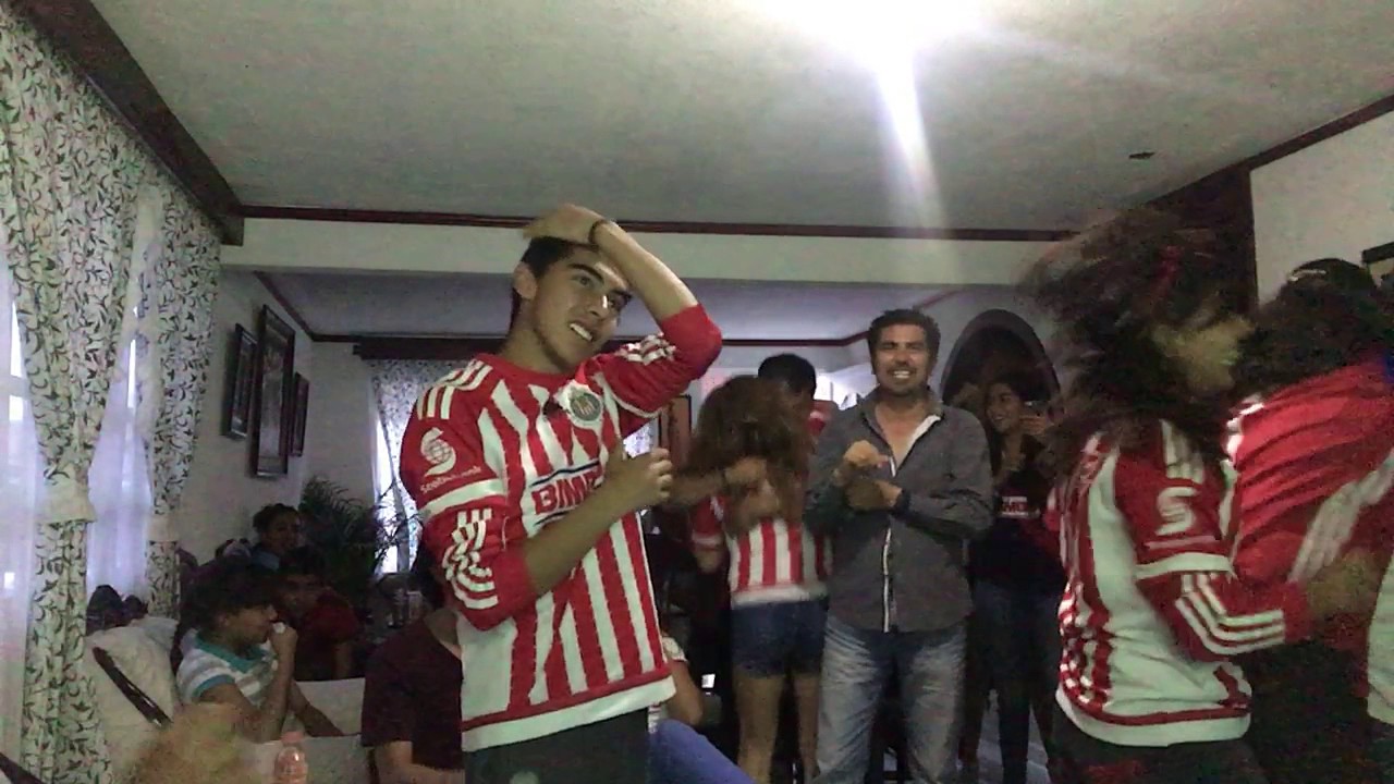 REACCION CHIVAS CAMPEON  CLAUSURA 2017 ¡¡¡