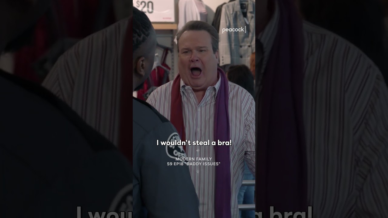 Lily tries to steal her first bra #ModernFamily #CamTucker #MitchellPritchett #Shorts
