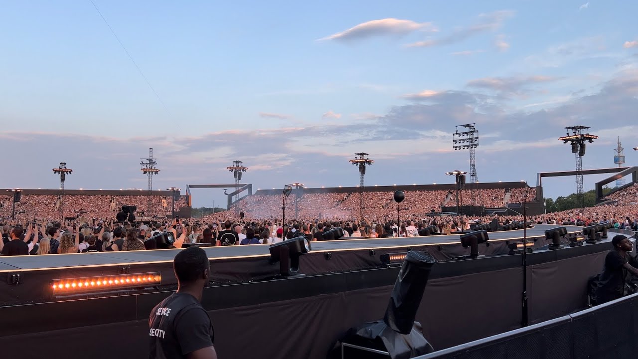 𝓐dele - Hello Live in Munich 4K Front row 8/16/24