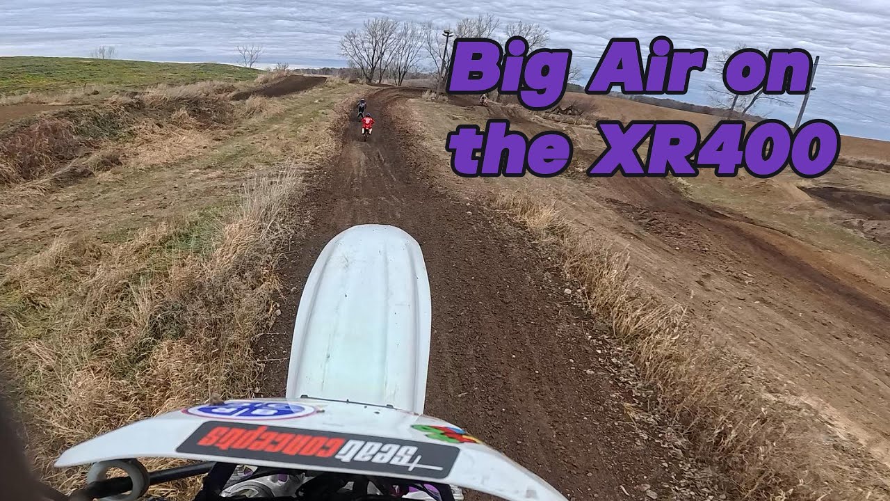 Ripping the XR400 at Valley MX!!