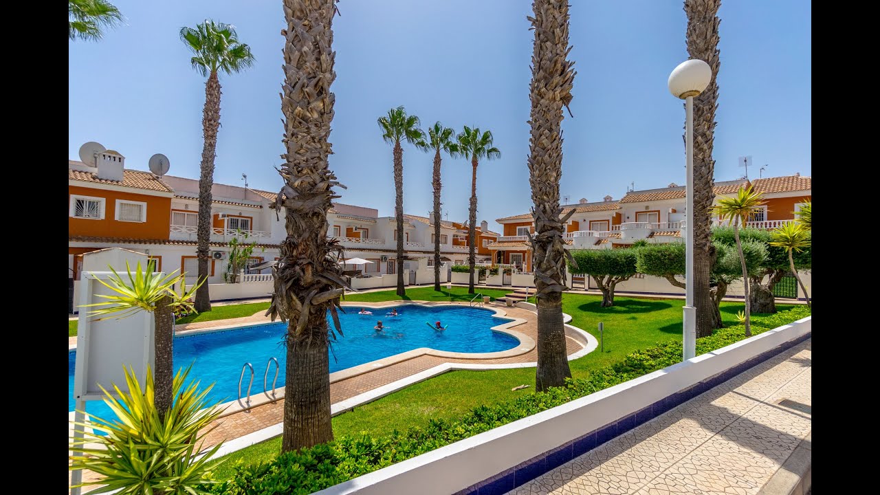 🏡✨ Chalet Dúplex con apartamento independiente en Ciudad Quesada – Torrevieja ✨🏡