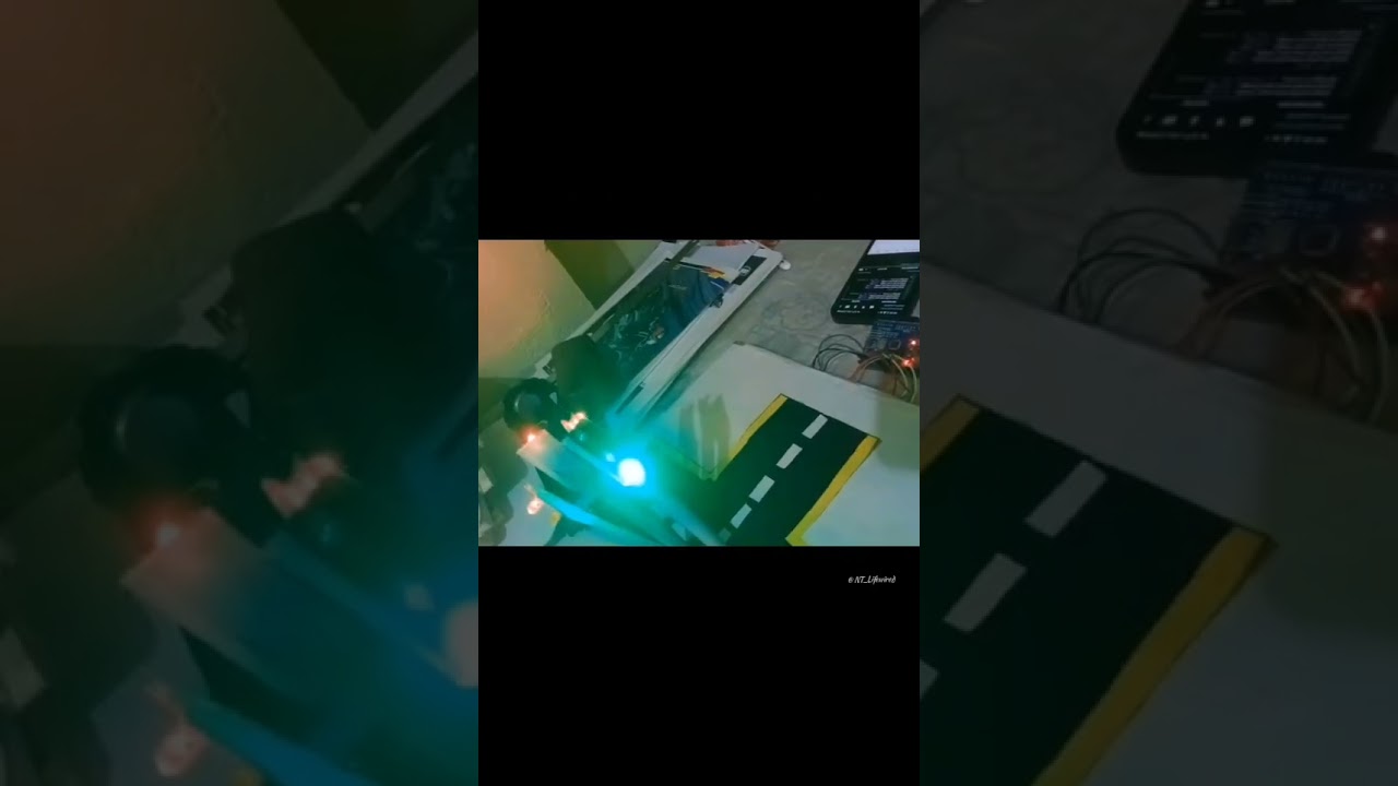 Traffic light using Arduino | check discription #arduinoproject #help #amezing #elctronics #viral