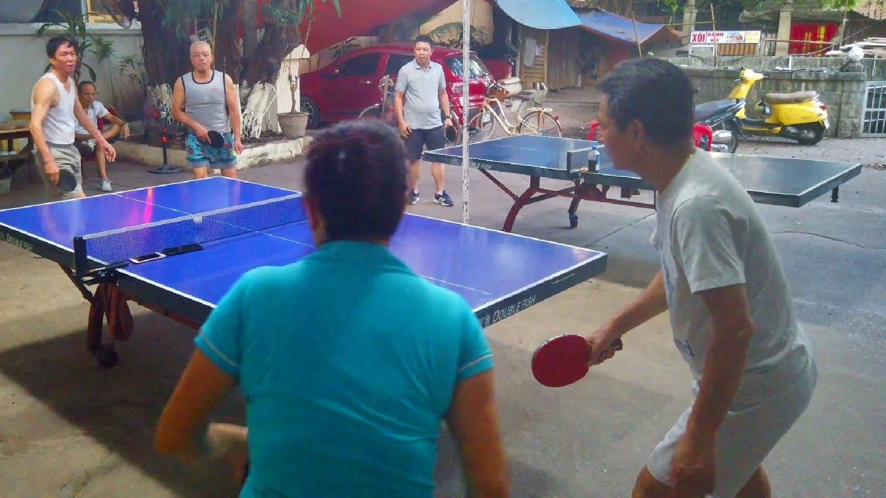 Ping Pong Backstreets of Hanoi Vietnam 🇻🇳