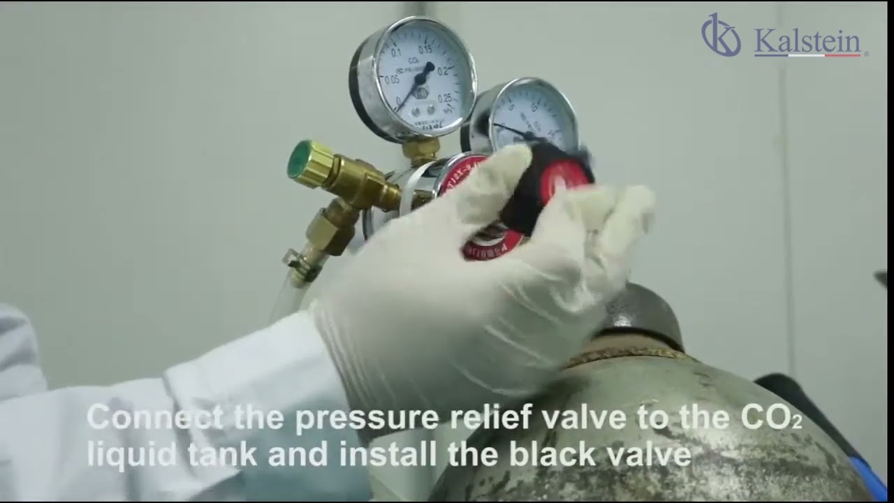 How to install the 2-stage gas regulator with the CO2 liquid tank (CO2 Kalstein Incubators)