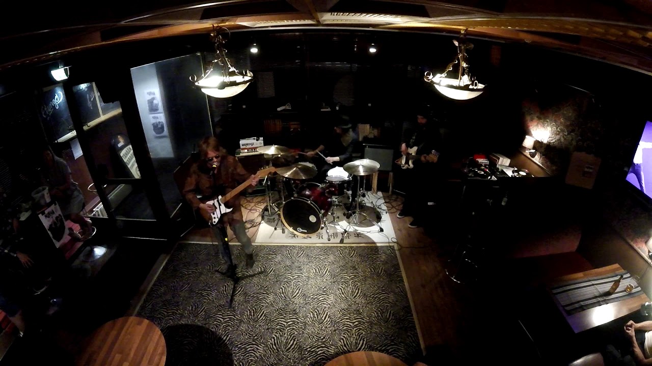 Black Dukes (live)