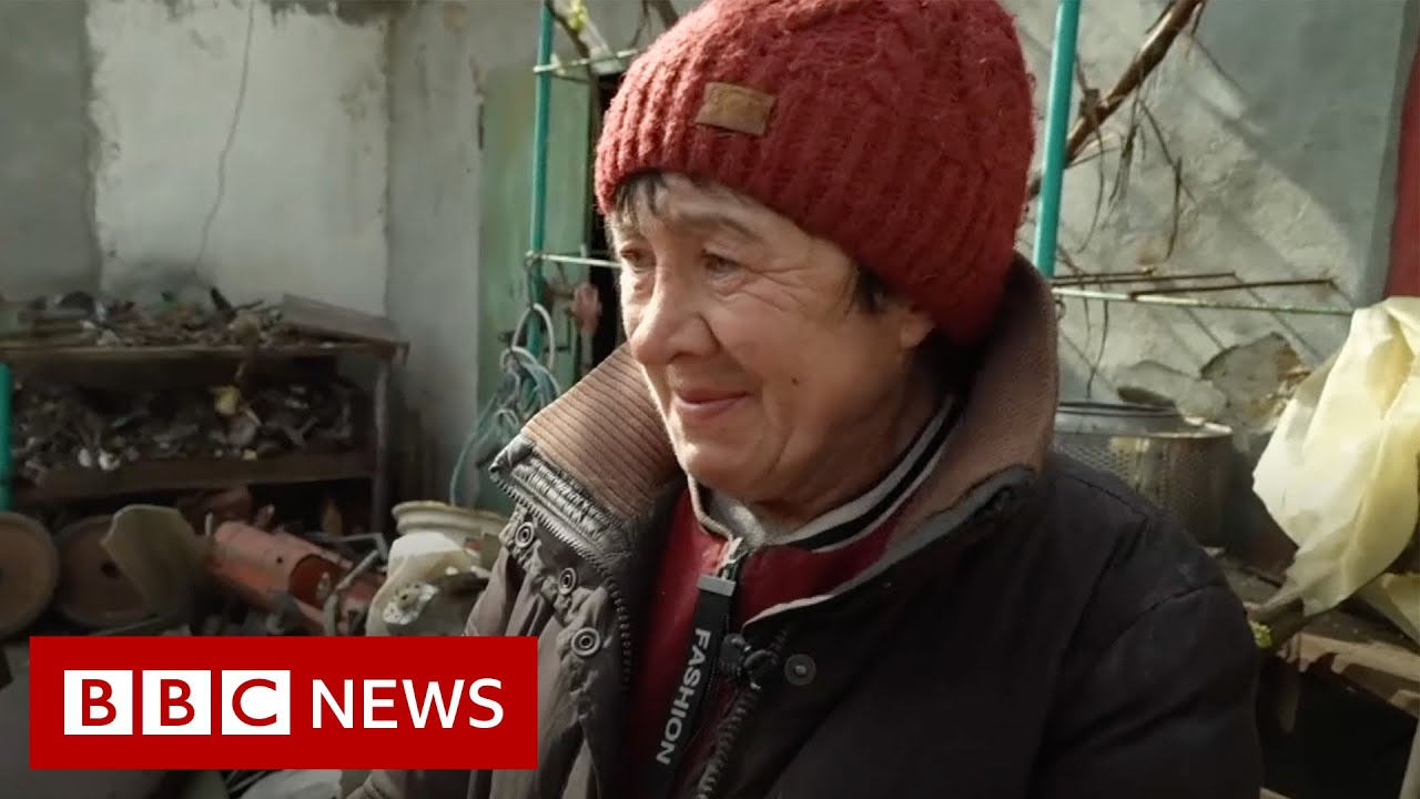 The southern Ukrainian villages holding back the Russians - BBC News