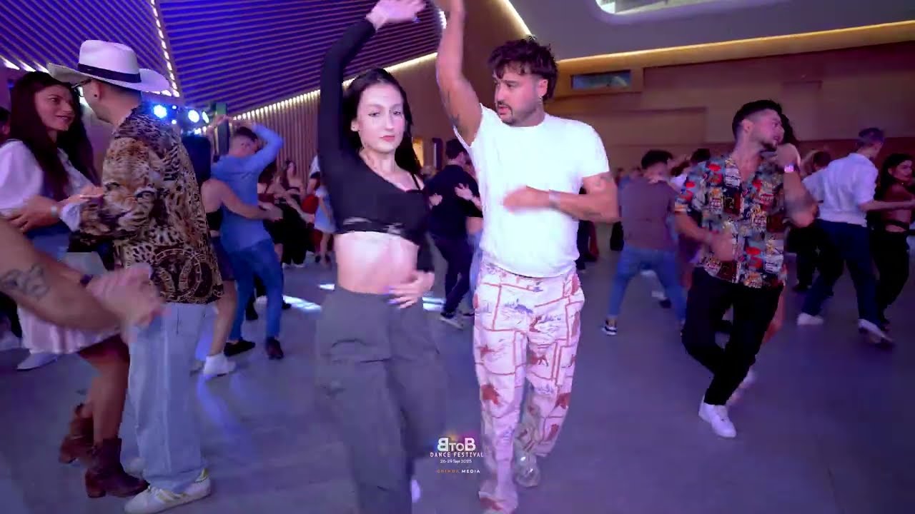 Dario & Ioana M. Bachata Social Dance  ⁨@BtoBBachataDanceFestival⁩  26-29 sept 2025