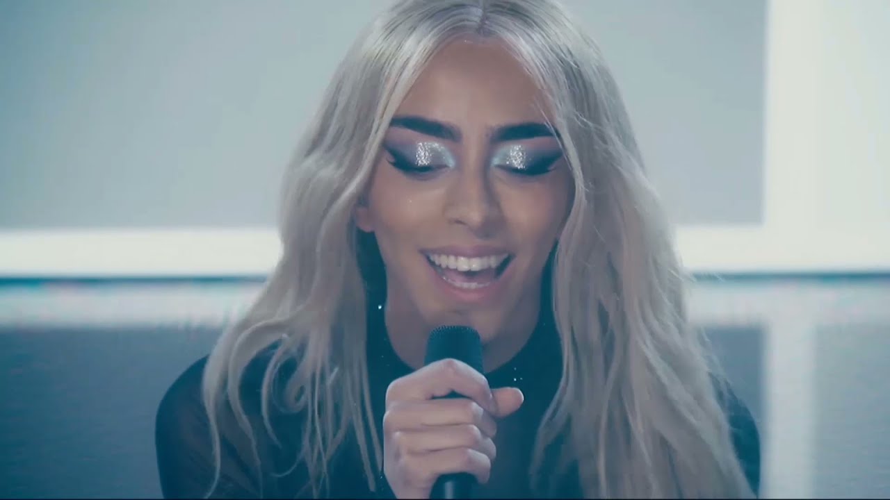 Papa Maman X Roi - Bilal Hassani | Contre Soirée on the road (LIVE)