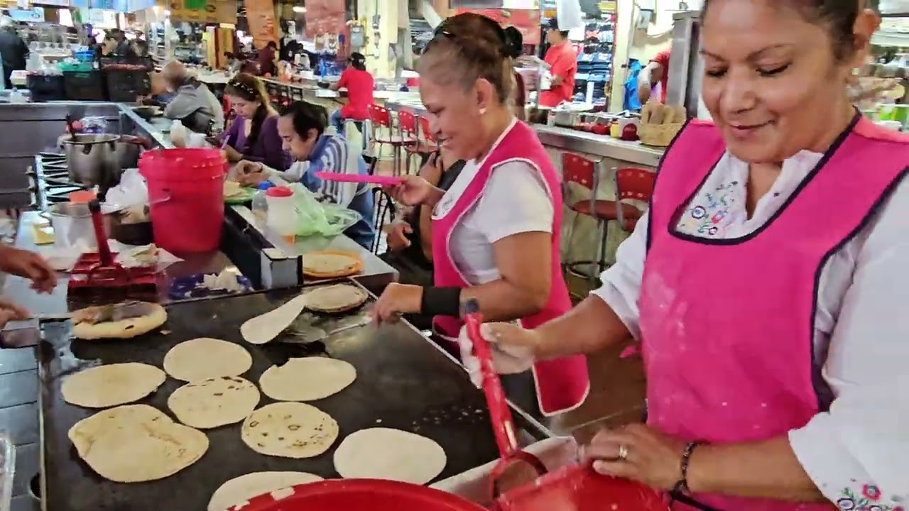 Miren todo lo que hay en San Juan de Dios de Guadalajara ¡Qué bárbaro! @cotidiano399