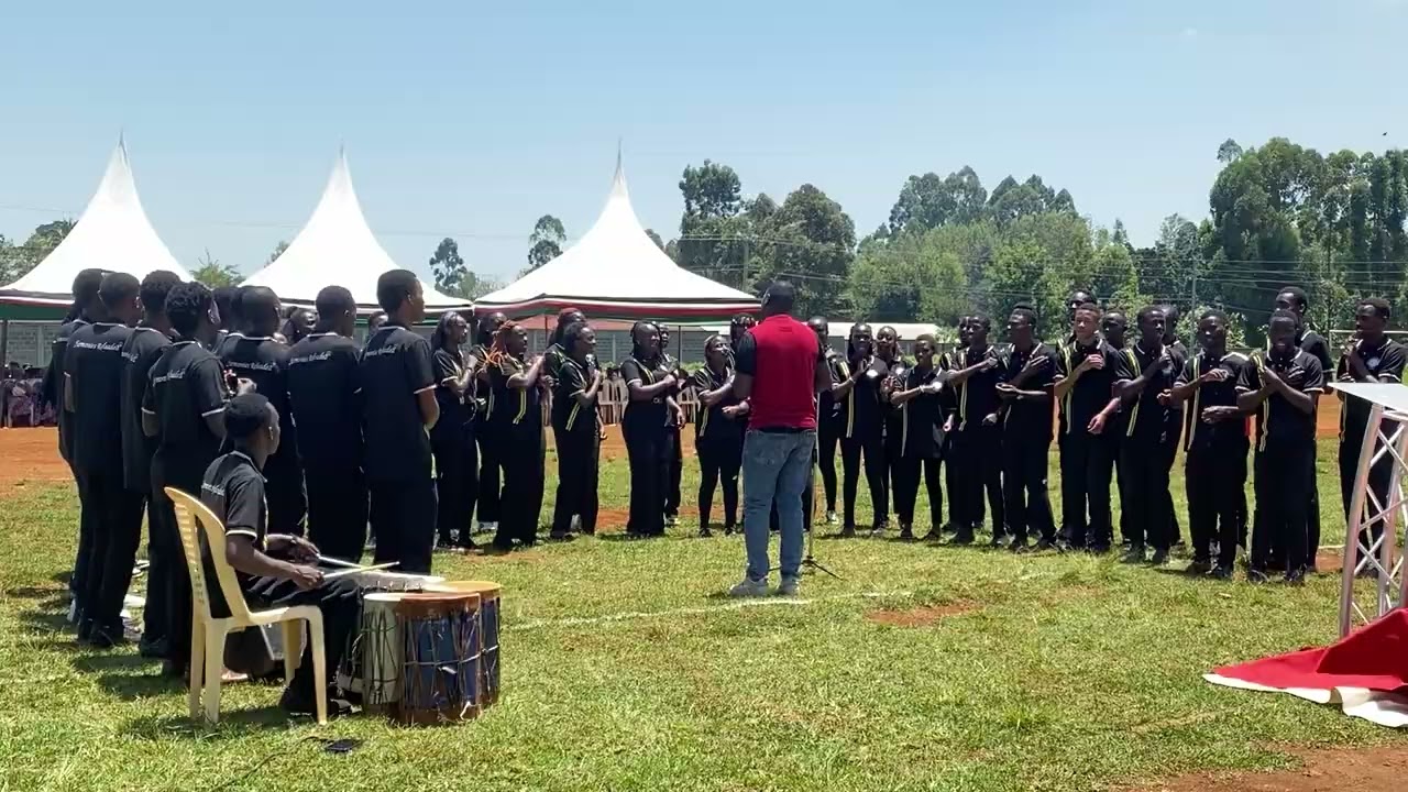 ‪@KarUchoir‬