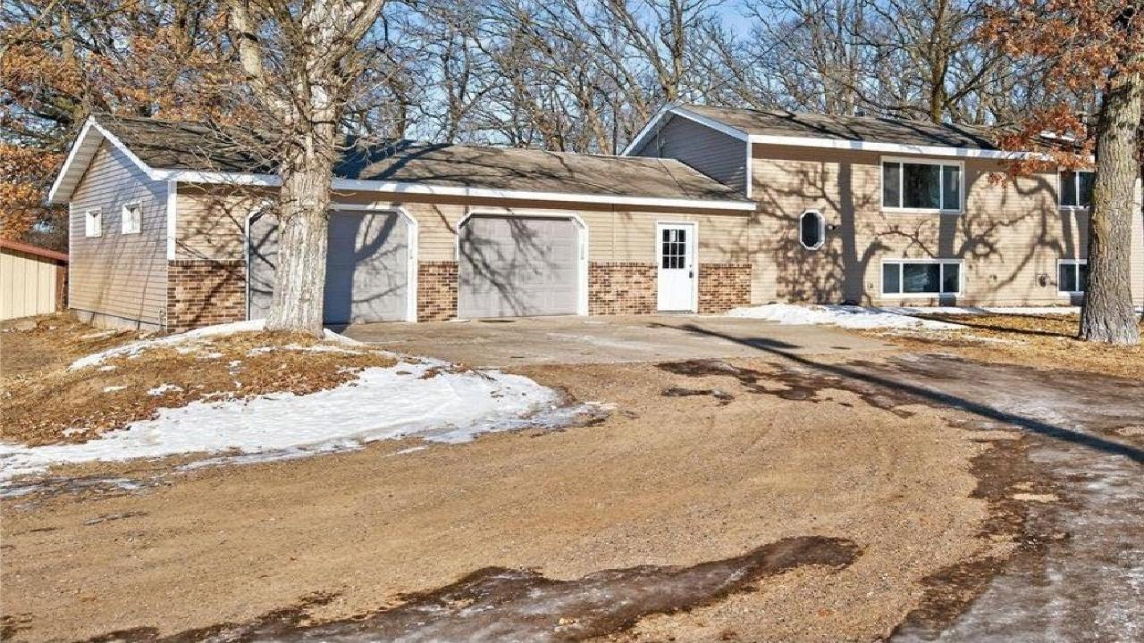 9149 County Road 5 NW, Spencer Brook Twp, MN Presented by Tim Kindem.