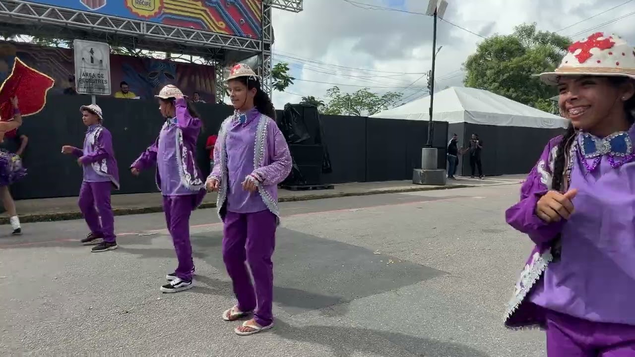 Urso Vira Mundo | Grupo Aspirante  - Concurso Carnavalesco da cidade do Recife 2026 - AV. do Forte