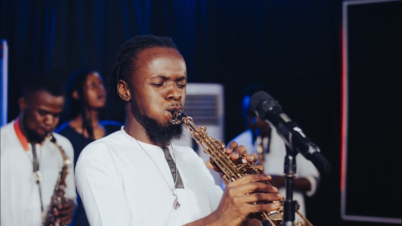 Nigerian Worship medley  with Hojay Sax and friends