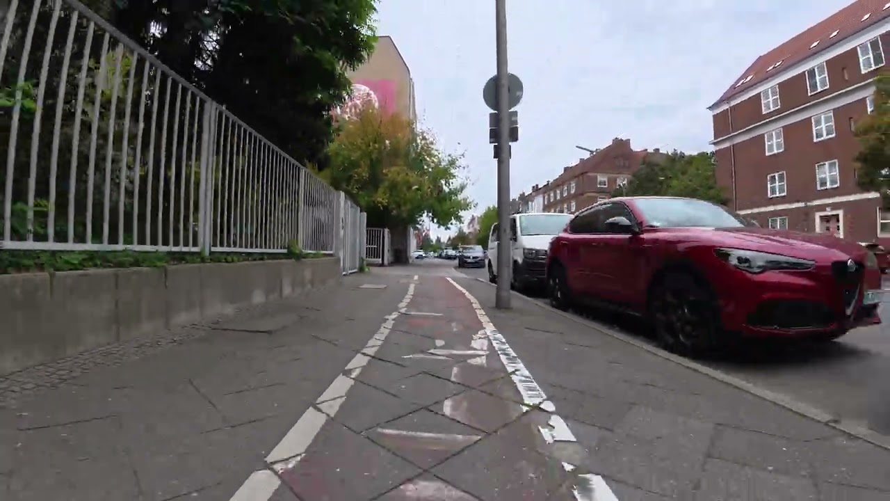 35 km Tour, Kreuzberg, Tegel, Pankow - U-Bahn Reinickendorf. Kamera HINTEN 3/4