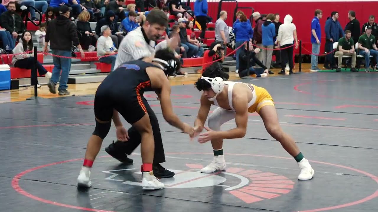 Wrestleback Quarterfinal - Nicholas Asllani [G] v Omar Diaz [R] (145)