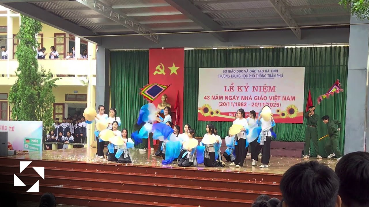Múa: Khúc ca vàng, Cô gái mở đường, Dệt mộng kỳ vân - Tập thể A4K66 (trường THPT TP)
