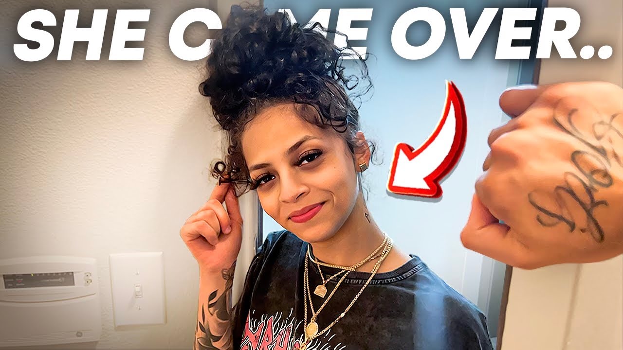 «Горловая коза» пришла в 3 часа ночи 😳😅 * ОНА ХОЧЕТ МЕНЯ?!*