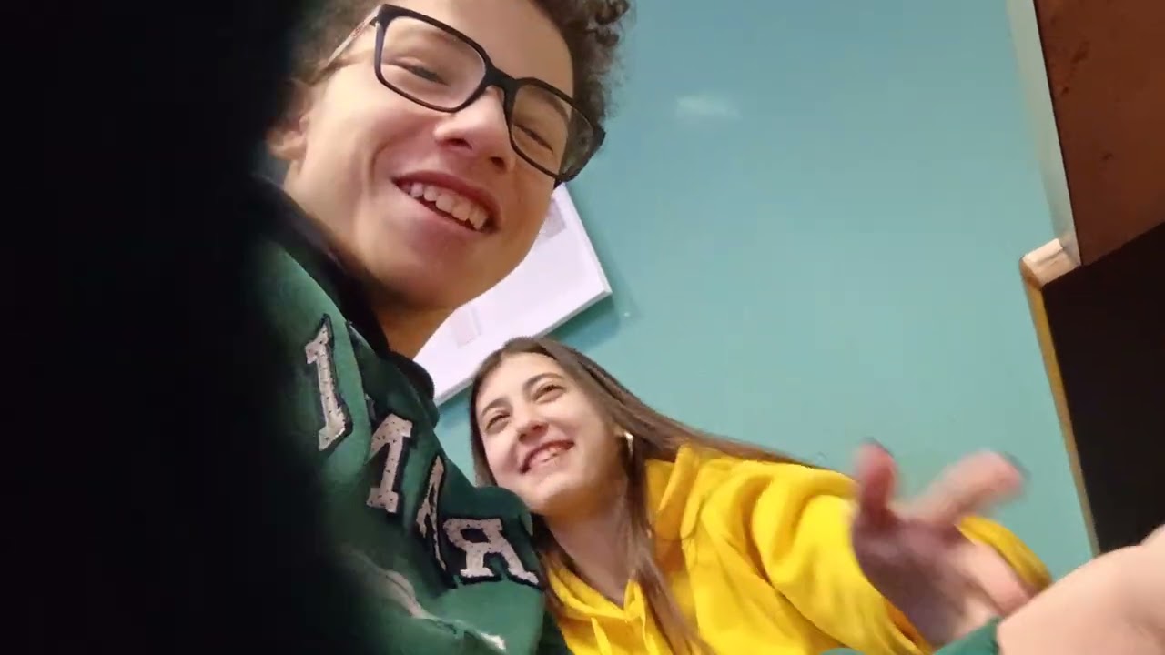 Tanti saluti da noi due