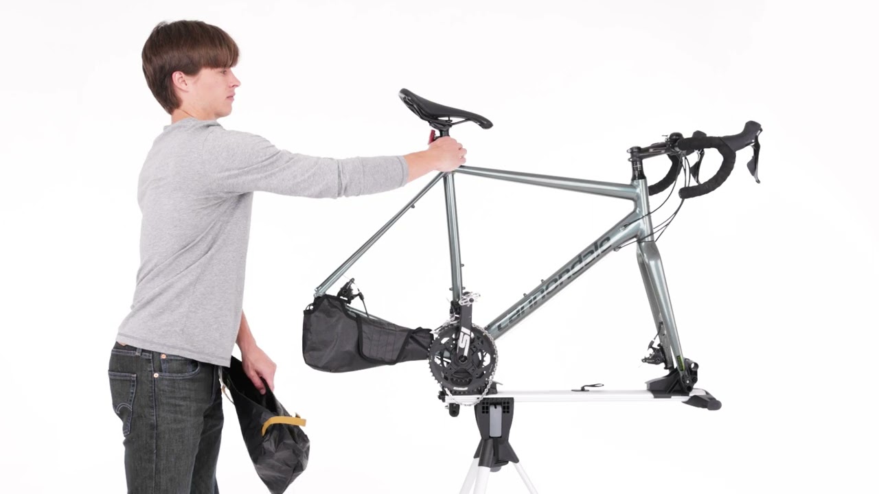 Thule RoundTrip Road - demonstration - roofracks.co.uk